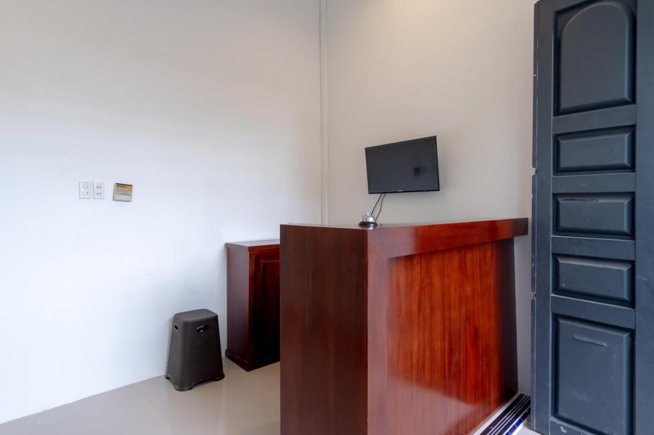 Urbanview Os Residence Medan By Reddoorz Exteriör bild