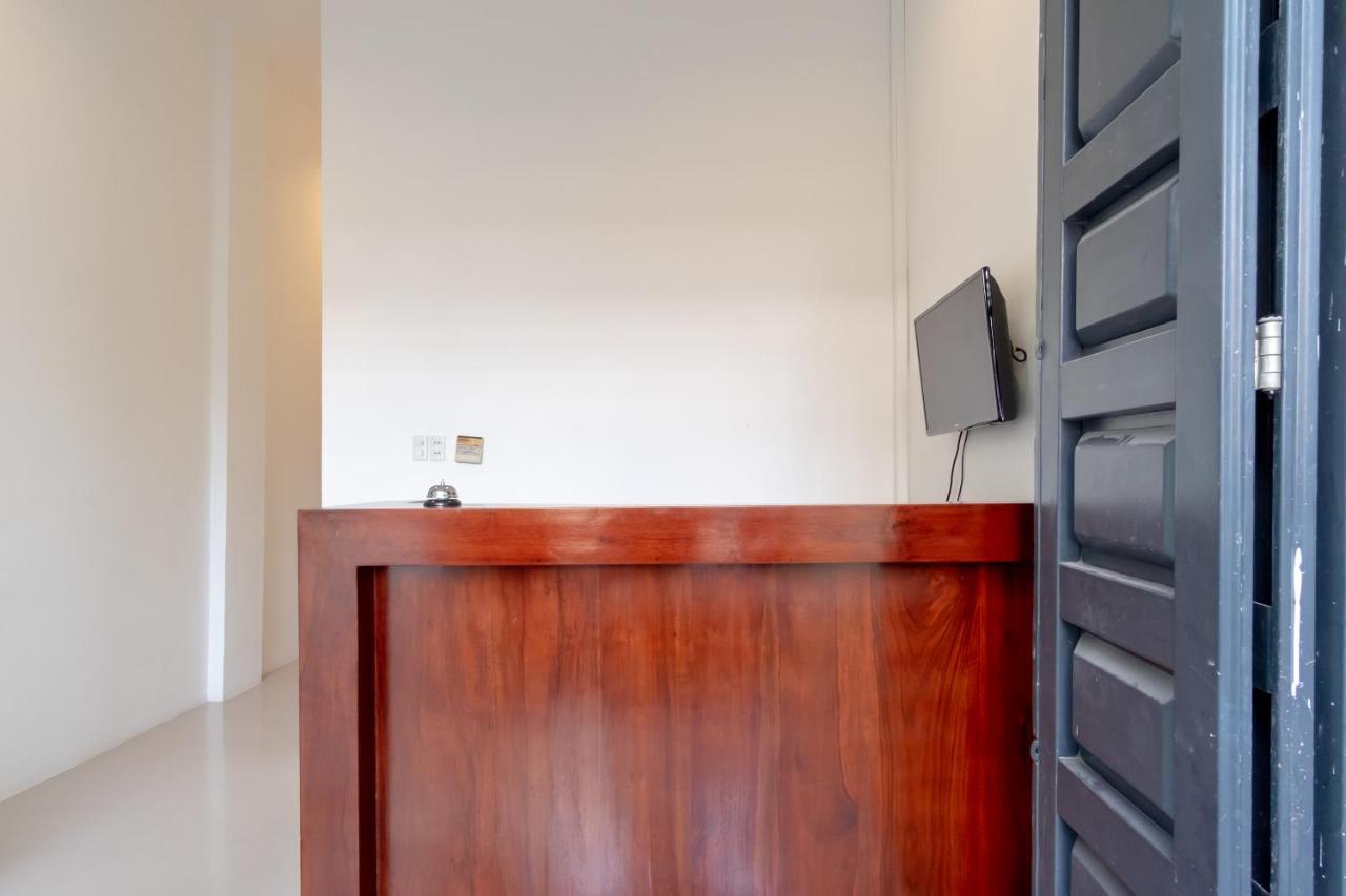 Urbanview Os Residence Medan By Reddoorz Exteriör bild
